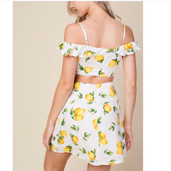 Honey Punch Lemon print sundress - Picture 3 of 4